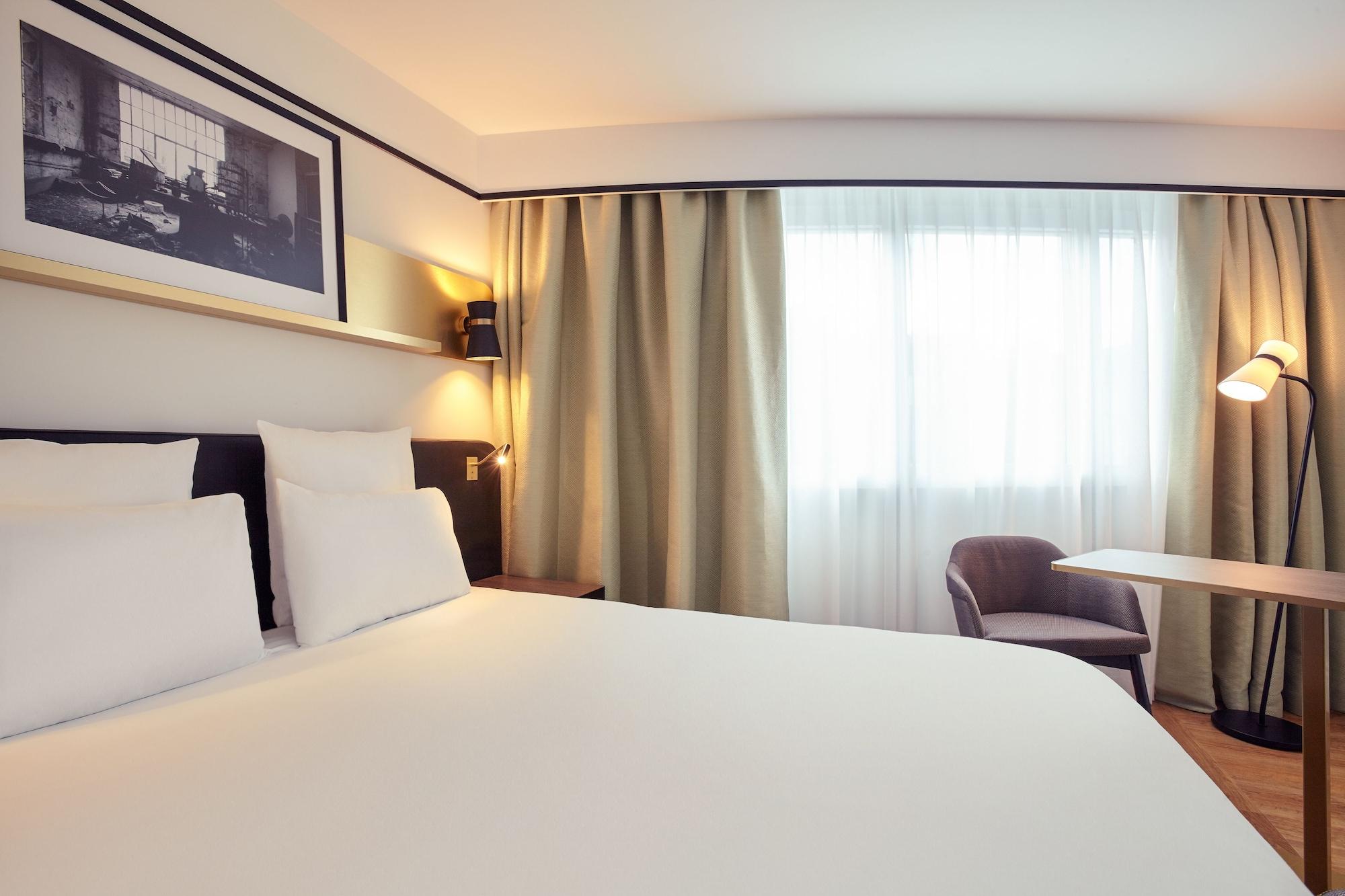 Mercure Paris Saint-Ouen Exterior photo